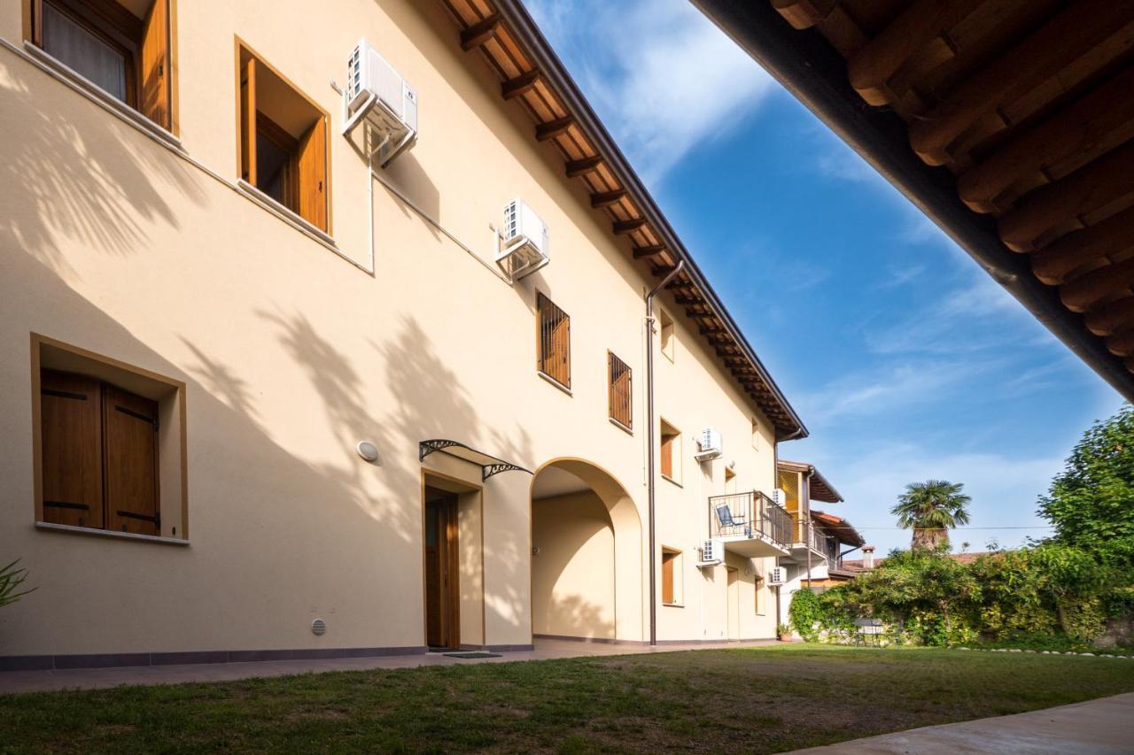 Albergo Diffuso Magredi Vivaro エクステリア 写真